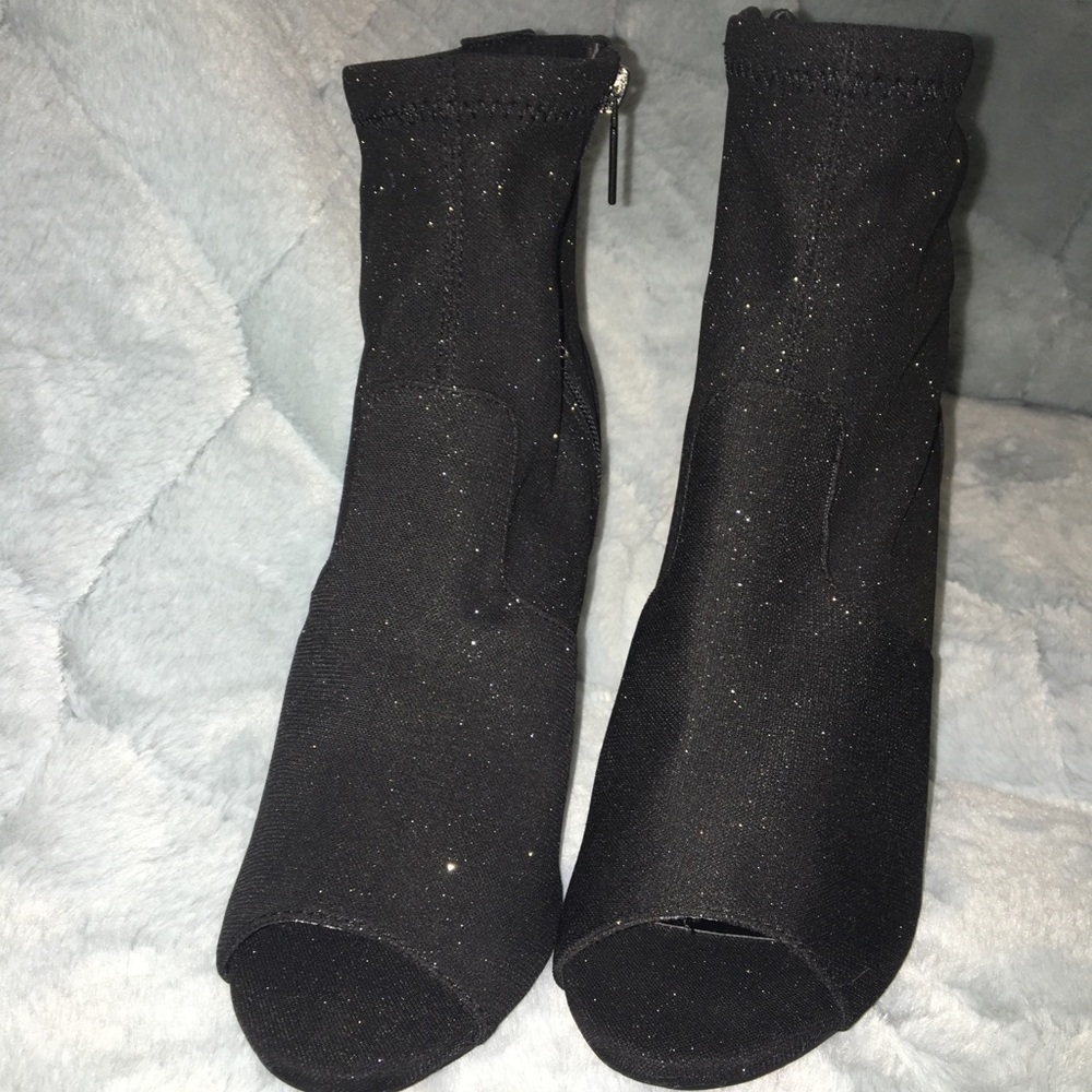 Steve Madden Black glitter open toe boots-size 10